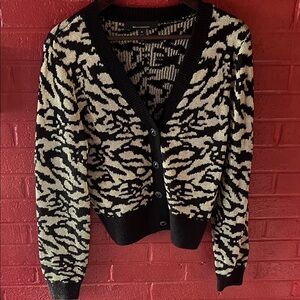 White House Black Market Black  and Gold Metallic Patterned Women's Sweater